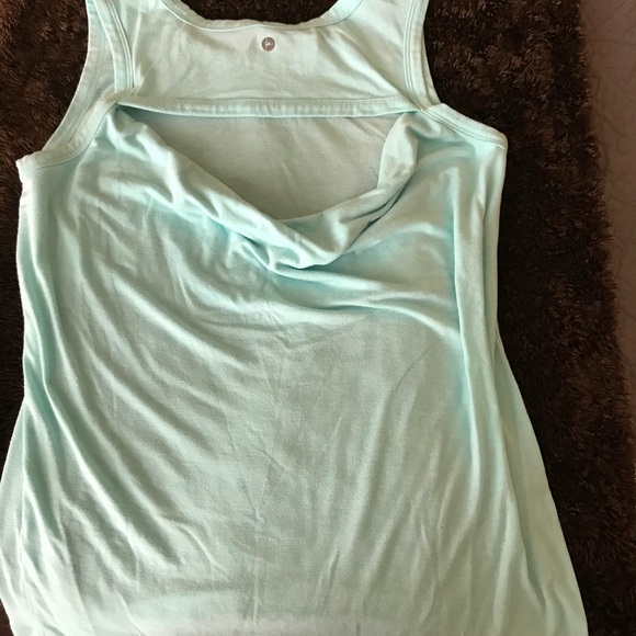 Top - Picture 2 of 3